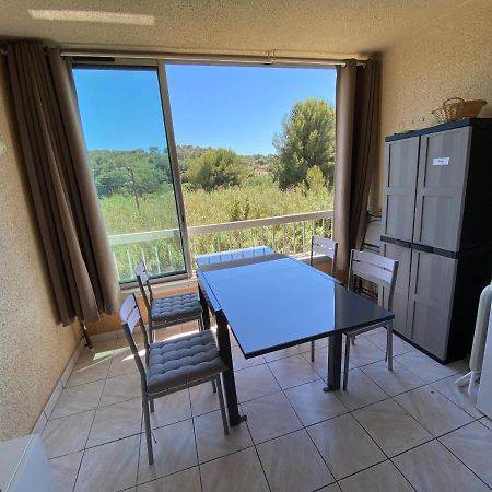 Appart 4 pers dans résidence avec piscine à 10 min de la plage Sanary-sur-Mer Exterior foto
