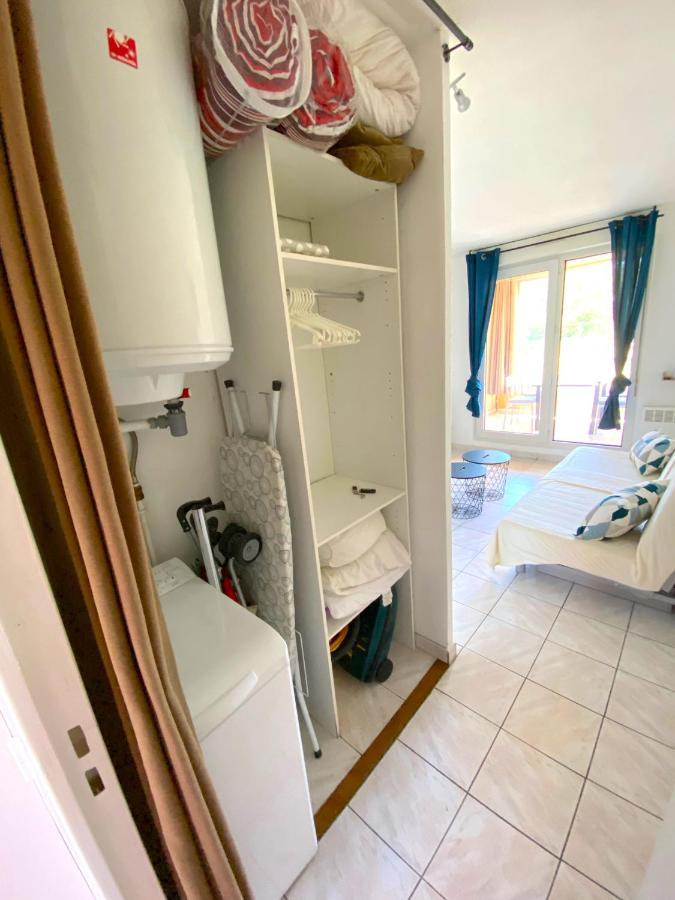 Appart 4 pers dans résidence avec piscine à 10 min de la plage Sanary-sur-Mer Exterior foto